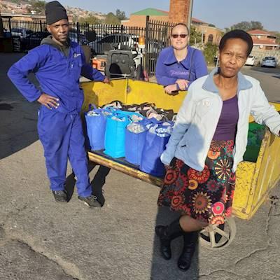Kalfong outreach with for Moms in need
