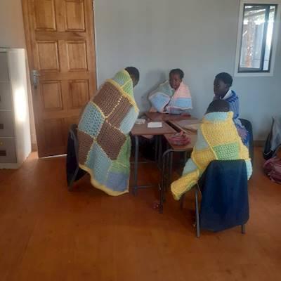 Blankets delivered to Distshego
