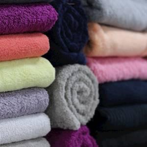 Help Hotel Hope Ministries by donating furniture, home decor, art, glass ware, books for sale in our 3 charity shops